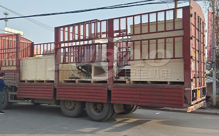 江西宋先生訂購(gòu)的真空上料機(jī)木箱打包完畢，準(zhǔn)備發(fā)貨